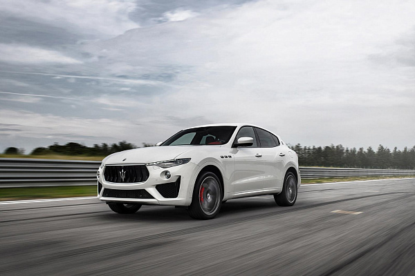 Фото дисков Maserati HELIOS  на Maserati Levante