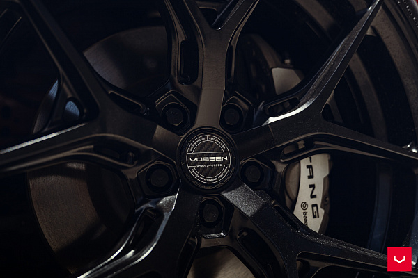 Фото дисков Vossen HF-5 Черный сатин на Ford Mustang VII