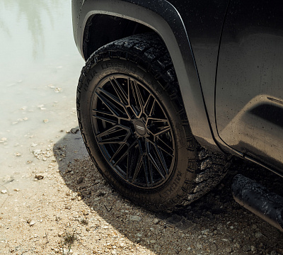 Фото дисков Vossen HF6-5 на Toyota Tacoma III