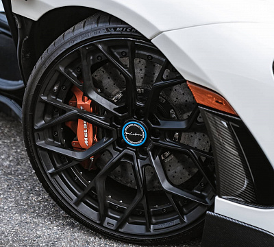 Фото дисков Brixton Forged PF10 на McLaren 720S