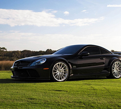 Фото дисков HRE P103 на Mercedes-Benz SL (R230)