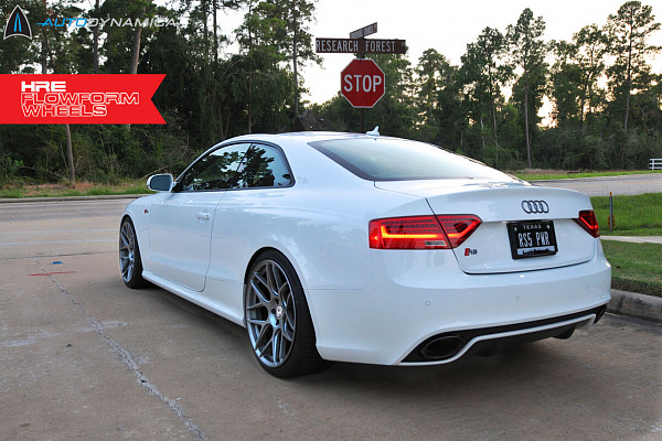 Фото дисков HRE FF01 Серебро на Audi A/S/RS 5 (8T)