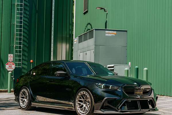 Фото дисков Brixton Forged TR08 AERO1 Другой цвет на BMW 5/M5 (G60/G90)