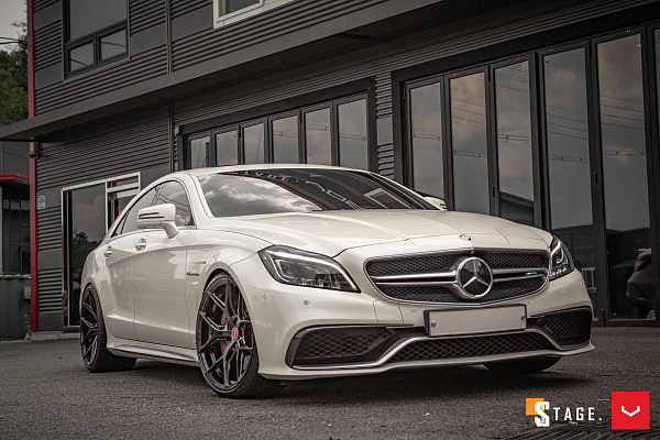 Фото дисков Vossen HF-5 Черный глянец на Mercedes-Benz CLS (C218)