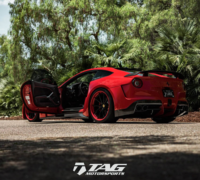 Фото дисков HRE S204H на Ferrari F12