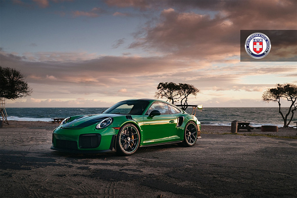 Фото дисков HRE R101 Lightweight Черный глянец на Porsche 911 VII