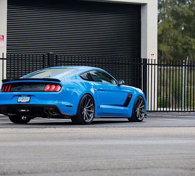 Фото дисков Vossen VFS-10 на Ford Mustang VI