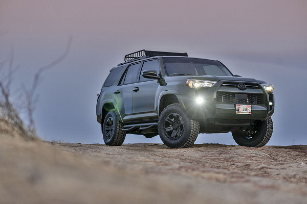 Фото дисков Black Rhino WANAKA  на Toyota 4Runner V