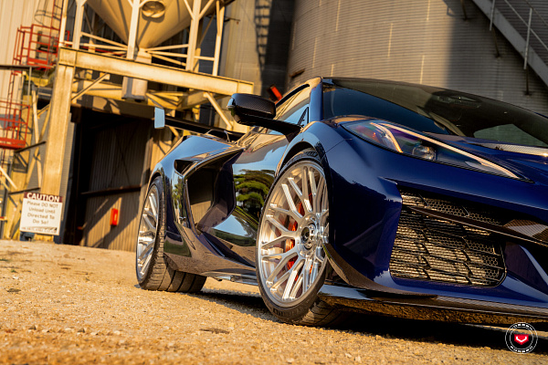 Фото дисков Vossen GEN-03 Глянцевый лак на Chevrolet Corvette C8