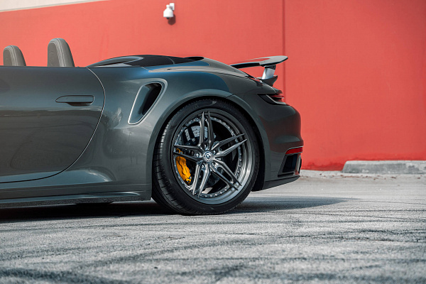 Фото дисков HRE S107SC Сатиновый темный лак на Porsche 911 VIII