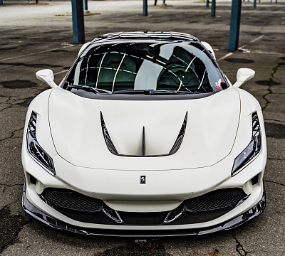 Фото дисков Strasse Wheels SV10 Deep Concave FS на Ferrari SF90
