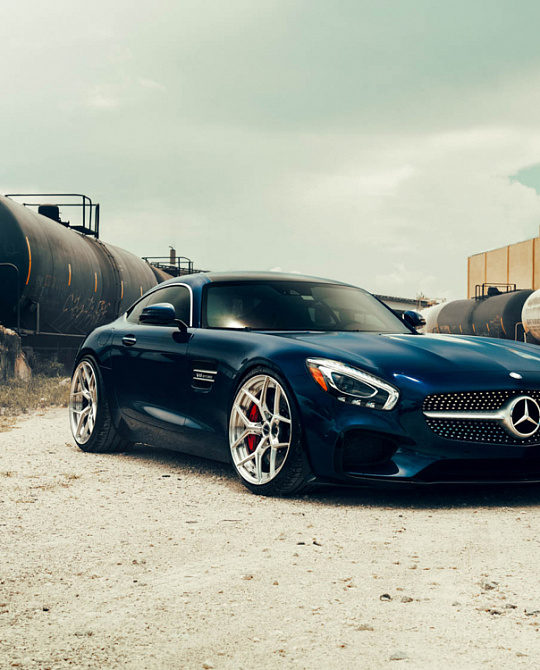 Фото дисков PF7 Глянцевый лак на Mercedes-Benz AMG GT I
