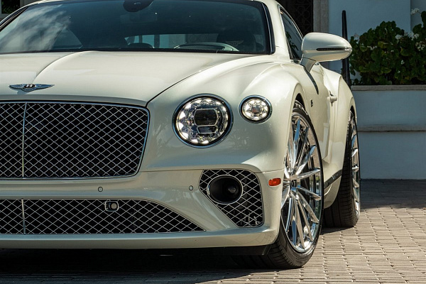Фото дисков Anrky AN19 Полированный лак на Bentley Continental GT III