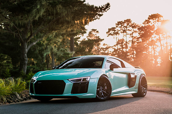Фото дисков Brixton Forged PF8 Черный глянец на Audi R8 (4S)