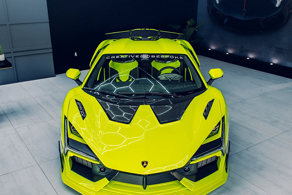 Фото дисков Brixton Forged NC04-R Черный сатин на Lamborghini Revuelto