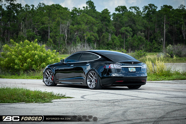 Фото дисков BC Forged HCA381 Глянцевый тонированный лак на Tesla Model S