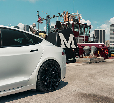 Фото дисков Vossen HF-7 на Tesla Model S