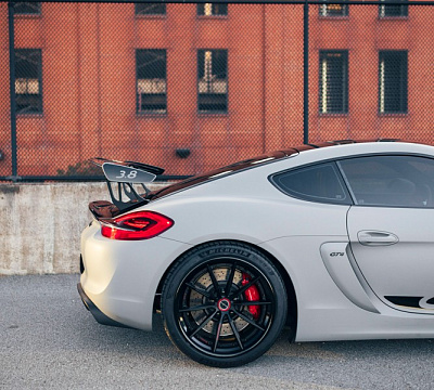 Фото дисков Brixton Forged R11-R на Porsche Cayman II