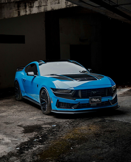 Фото дисков FDE11 Черный глянец на Ford Mustang VII
