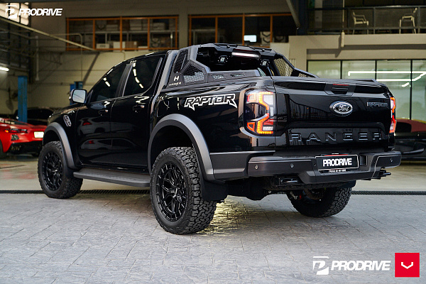 Фото дисков Vossen HFX-1 (6-Lug) Черный глянец на Ford Ranger T6.2