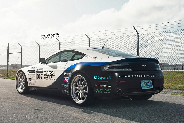 Фото дисков Strasse Wheels R10 Performance Глянцевый лак на Aston Martin Vantage 2