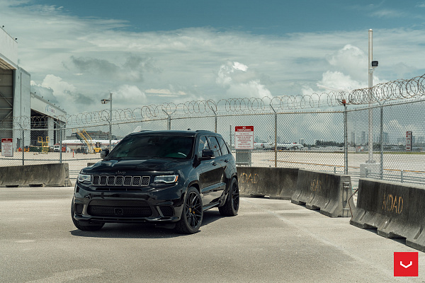 Фото дисков Vossen HF-7 Черный глянец на Jeep Grand Cherokee IV