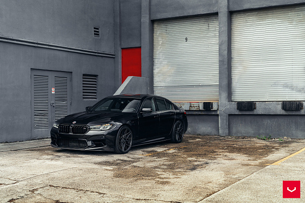 Фото дисков Vossen HF-7 Черный глянец на BMW 5/M5 (G30/F90)