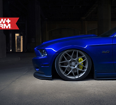 Фото дисков HRE FF01 на Ford Mustang VI