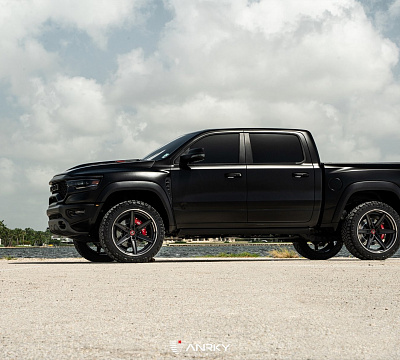 Фото дисков Anrky AN36-S на Ram 1500 V