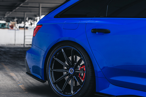 Фото дисков Brixton Forged R11-R Черный глянец на Audi A/RS 6 (C8)