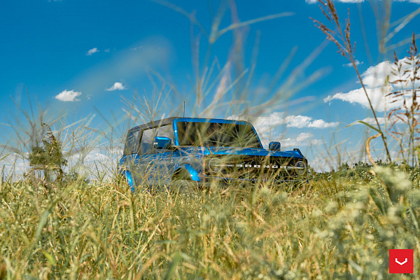 Фото дисков Vossen HF6-5 Черный глянец на Ford Bronco