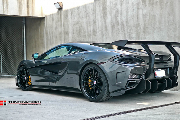 Фото дисков HRE P103 Черный глянец на McLaren 570S