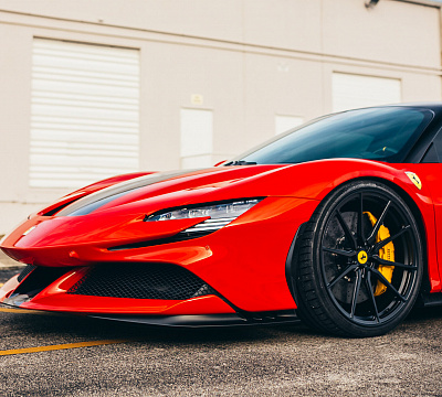 Фото дисков Vossen M-X2 на Ferrari SF90