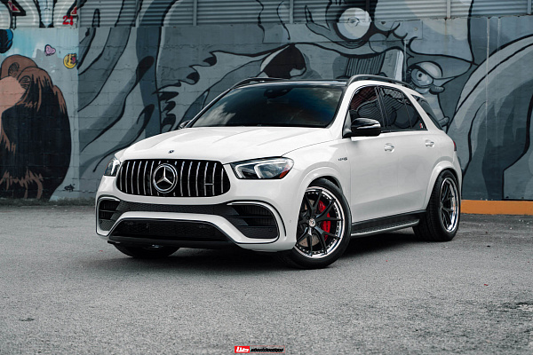 Фото дисков HRE S101 Черный сатин на Mercedes-Benz GLE II