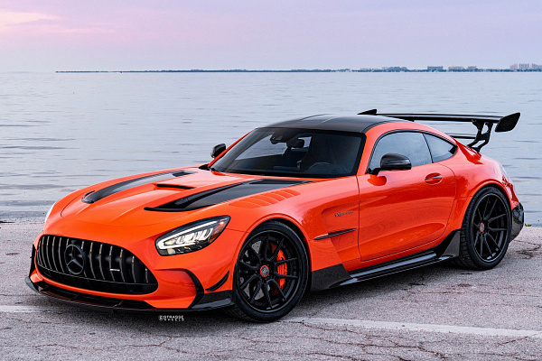 Фото дисков Strasse Wheels SV5 Deep Concave FS Черный сатин на Mercedes-Benz AMG GT I