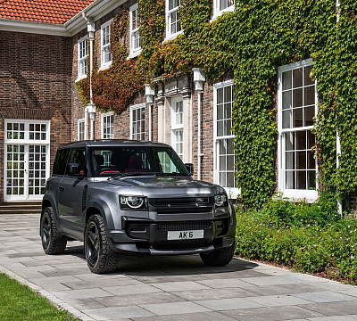 Фото дисков Kahn Mondial Heavy Duty RS на Land Rover Defender II