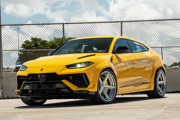 Фото дисков Anrky RS5.3 Глянцевый лак на Lamborghini Urus