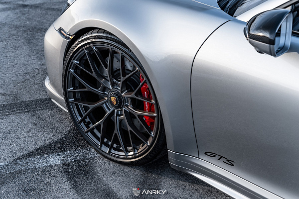 Фото дисков Anrky AN10 Глянцевый лак на Porsche 911 VIII