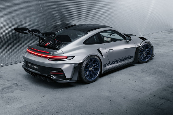 Фото дисков Brixton Forged PF14 R / RS Синий сатин на Porsche 911 VIII