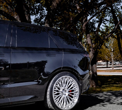Фото дисков Anrky RF-340 на Range Rover Sport III