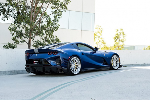 Фото дисков Anrky AN30 Глянцевый лак на Ferrari 812