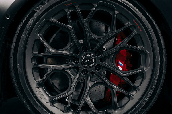 Фото дисков Brixton Forged PF14 R / RS Сатиновый темный лак на BMW 8/M8