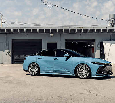 Фото дисков Vossen HF-7 на Toyota Crown S230