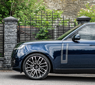 Фото дисков Kahn Pace Car на Range Rover V