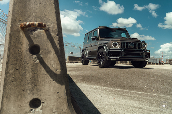 Фото дисков Vossen UV-4 Черный сатин на Mercedes-Benz G-Class III