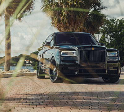Фото дисков Vossen S17-14 на Rolls-Royce Cullinan