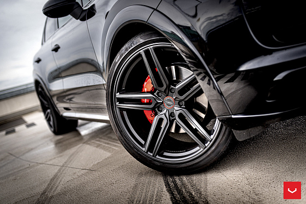 Фото дисков Vossen HF-1 Черный сатин на Porsche Cayenne III