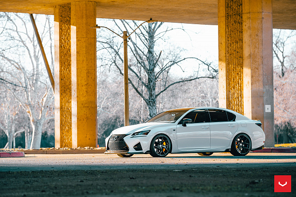 Фото дисков Vossen HF-5 Черный сатин на Lexus GS IV