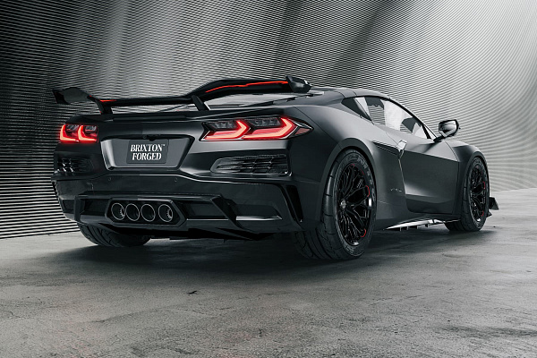 Фото дисков Brixton Forged PF13 R / RS Черный глянец на Chevrolet Corvette C8