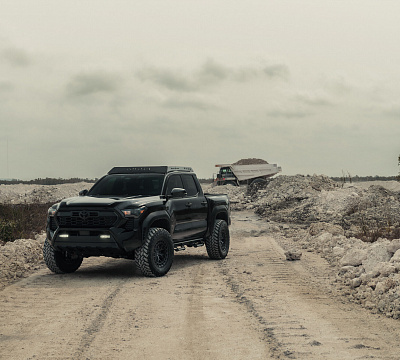 Фото дисков Vossen HFX-1 (6-Lug) на  Toyota Tacoma IV